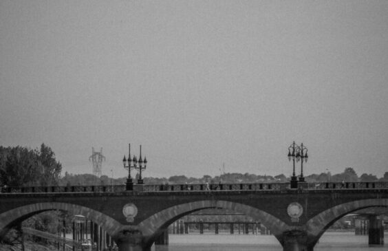 « Bordeaux, bordé de gris », Nathalie Gorce